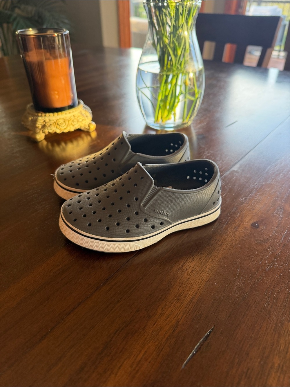 Native Kids Slip-On Shoes in Charcoal